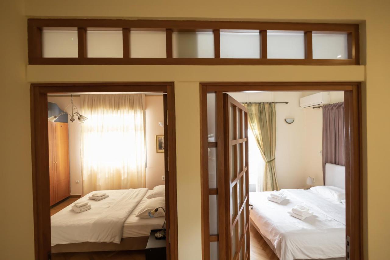 Ideal 4 Bdr Apartment In Plaka For 10! Athena Bagian luar foto