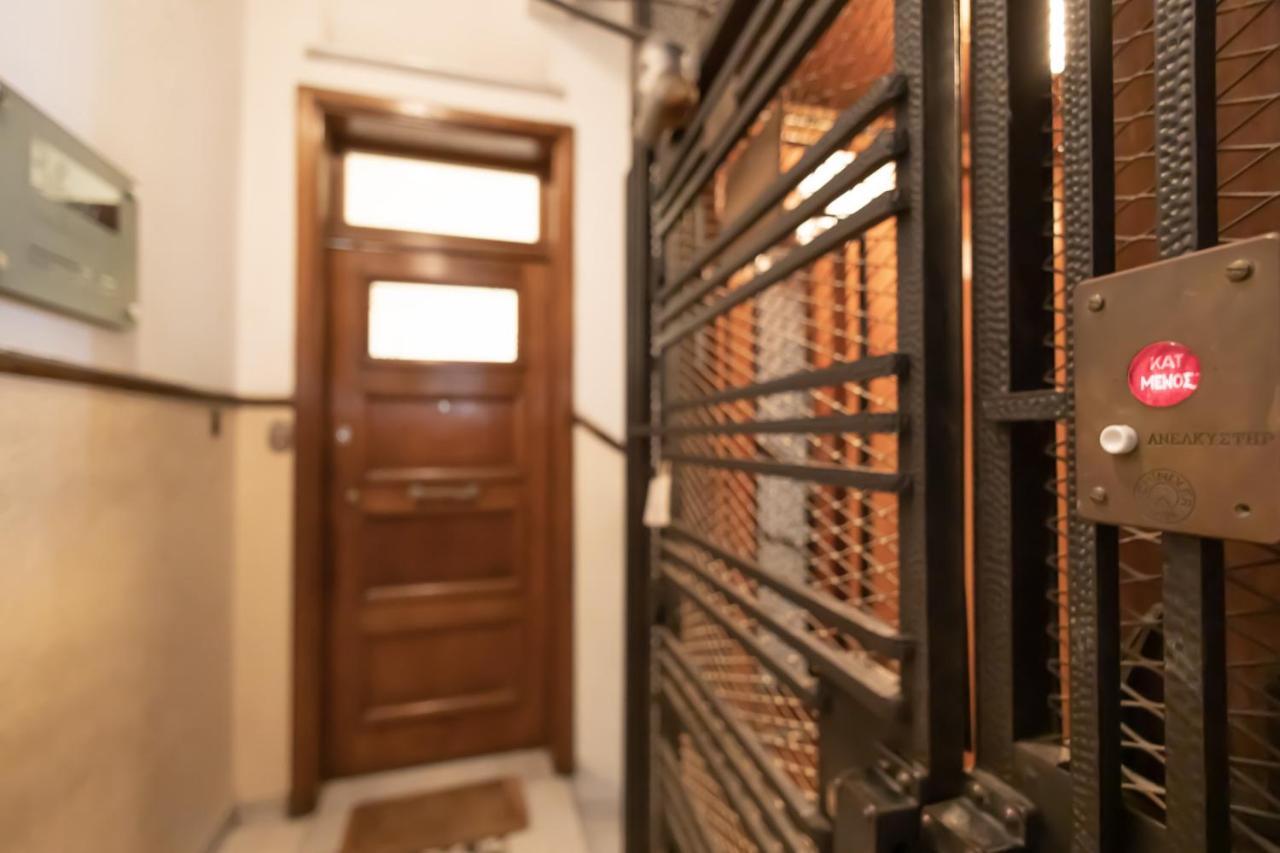 Ideal 4 Bdr Apartment In Plaka For 10! Athena Bagian luar foto