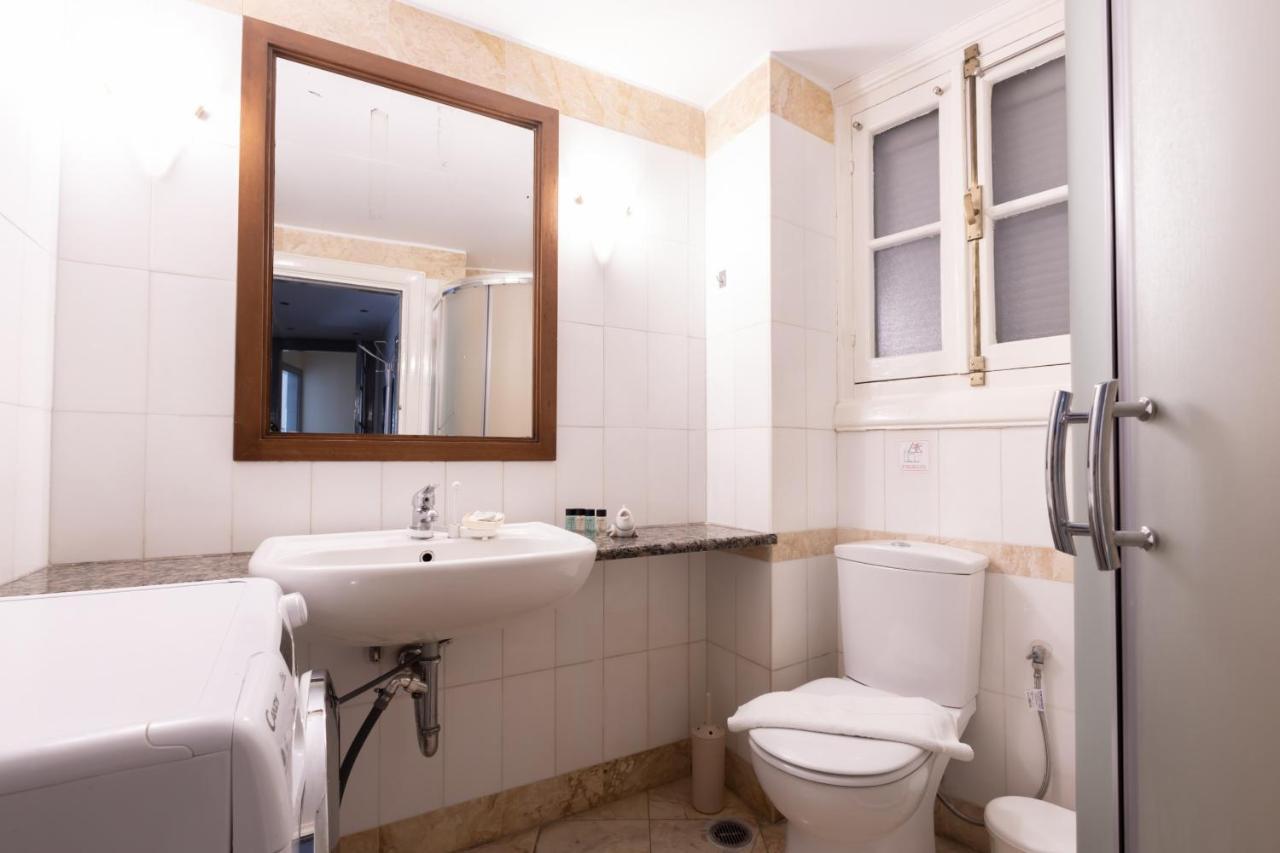 Ideal 4 Bdr Apartment In Plaka For 10! Athena Bagian luar foto